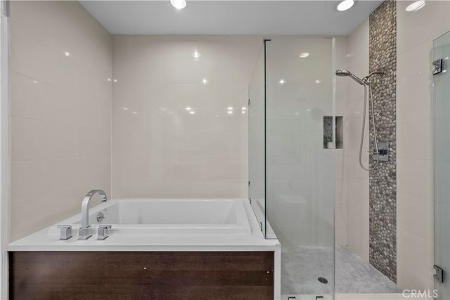 12020 Guerin PH2, Studio City, CA 91604