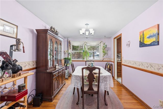 112 Merriwether Drive, Camillus, NY 13219