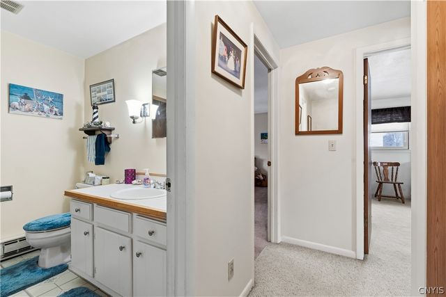 112 Merriwether Drive, Camillus, NY 13219