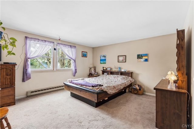 112 Merriwether Drive, Camillus, NY 13219