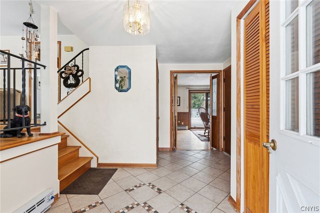 112 Merriwether Drive, Camillus, NY 13219