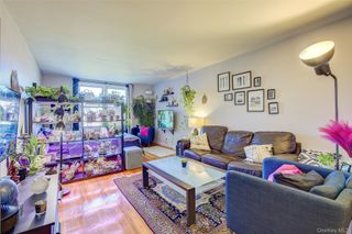 66-01 Burns Street 4N, Rego Park, NY 11374