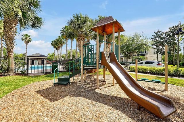 10374 PARK COMMONS DRIVE, Orlando, FL 32832