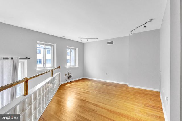 2108 APPLETREE ST, Philadelphia, PA 19103