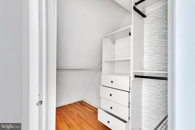 2108 APPLETREE ST, Philadelphia, PA 19103