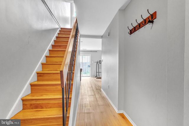 2108 APPLETREE ST, Philadelphia, PA 19103