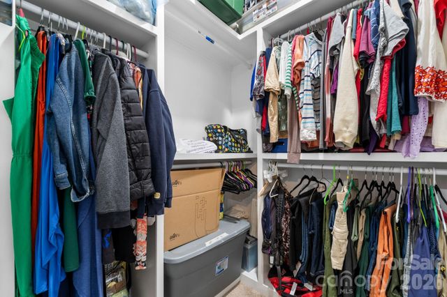 329 W F Street, Newton, NC 28658