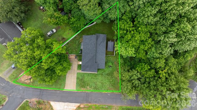 329 W F Street, Newton, NC 28658