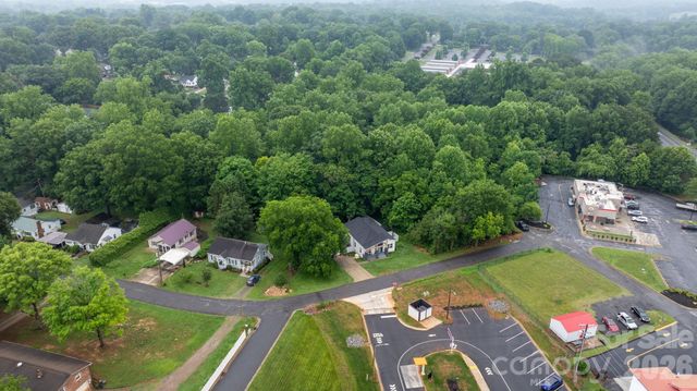 329 W F Street, Newton, NC 28658