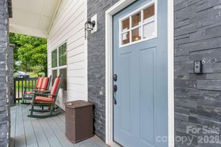 329 W F Street, Newton, NC 28658