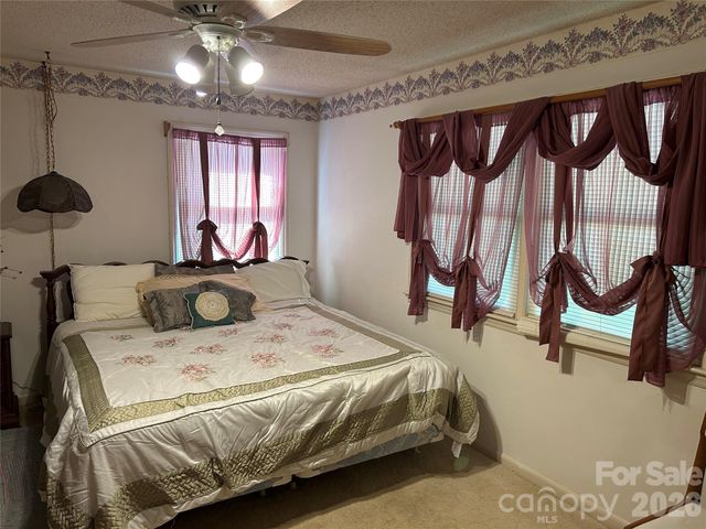 336 Bridges Road, Blacksburg, SC 29702
