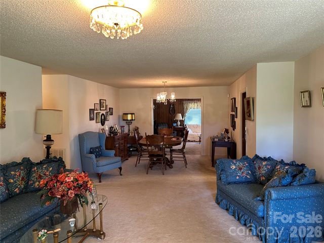 336 Bridges Road, Blacksburg, SC 29702