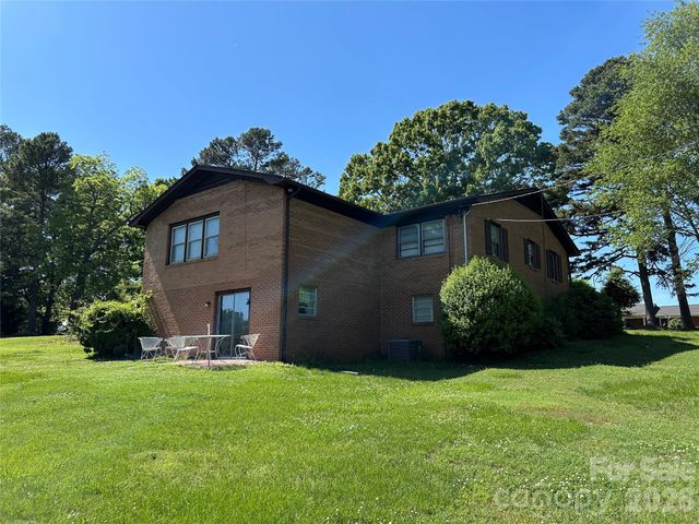 336 Bridges Road, Blacksburg, SC 29702