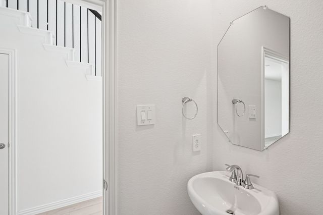 4131 Lavon Drive, Farmersville, TX 75442