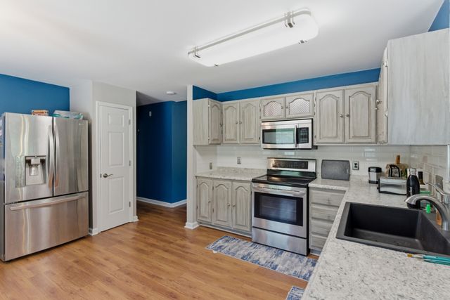 1701 Ridgemere Ct, Hermitage, TN 37076