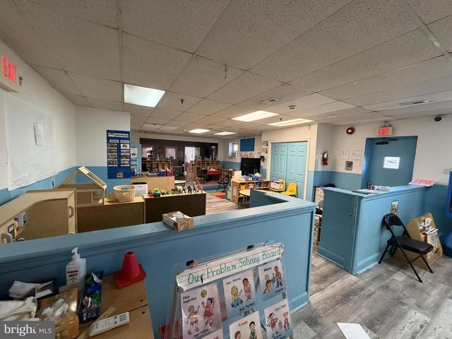 155 MARLTON AVENUE, Camden, NJ 08105