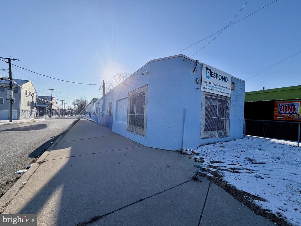 155 MARLTON AVENUE, Camden, NJ 08105