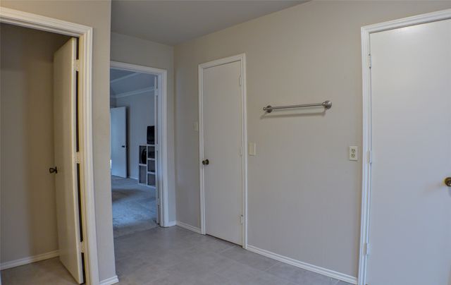 4011 Stonewick Drive, Arlington, TX 76016