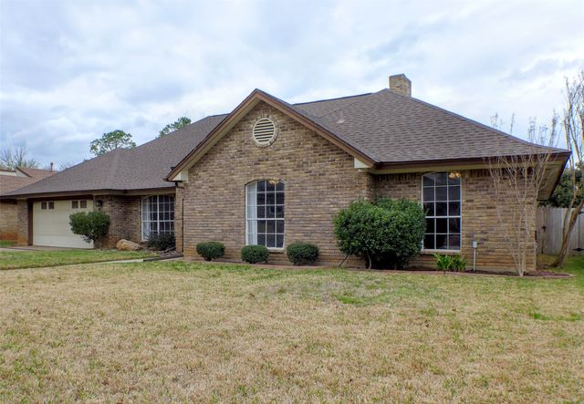 4011 Stonewick Drive, Arlington, TX 76016