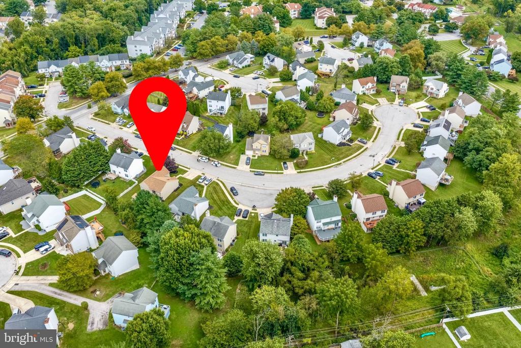 Image 14 of property listing at 8 HARROD CT, Reisterstown, MD 21136
