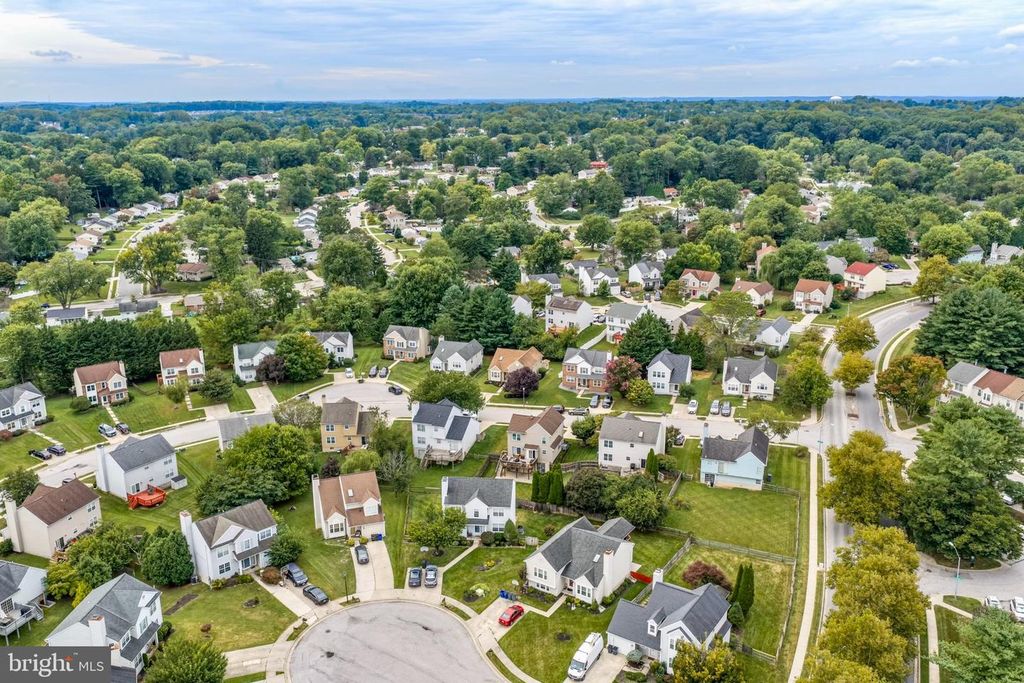 Image 15 of property listing at 8 HARROD CT, Reisterstown, MD 21136