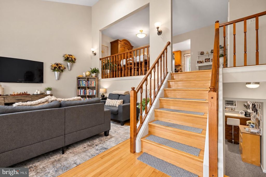 Image 22 of property listing at 8 HARROD CT, Reisterstown, MD 21136
