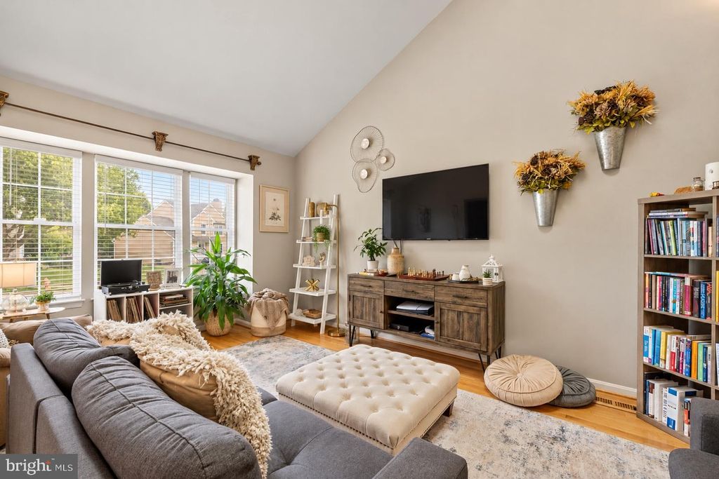 Image 23 of property listing at 8 HARROD CT, Reisterstown, MD 21136