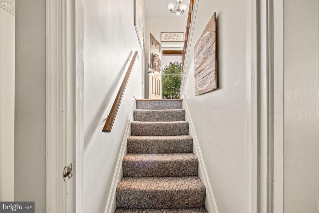 Image 46 of property listing at 8 HARROD CT, Reisterstown, MD 21136