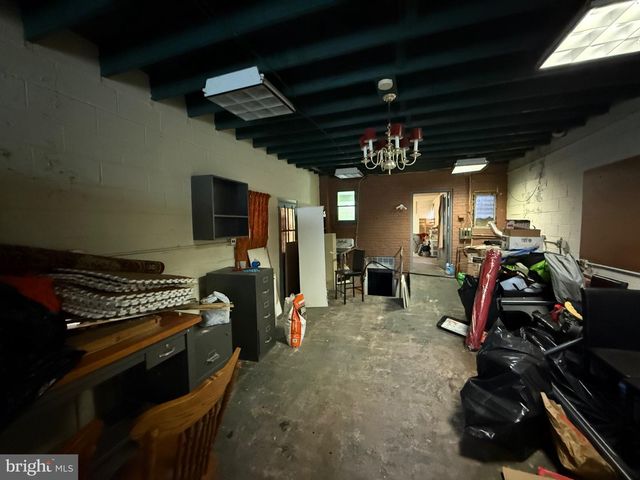 531 CHESTER PIKE, Prospect Park, PA 19076