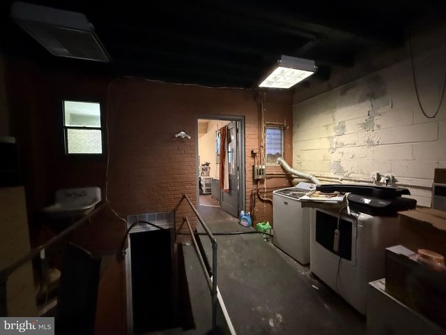 531 CHESTER PIKE, Prospect Park, PA 19076