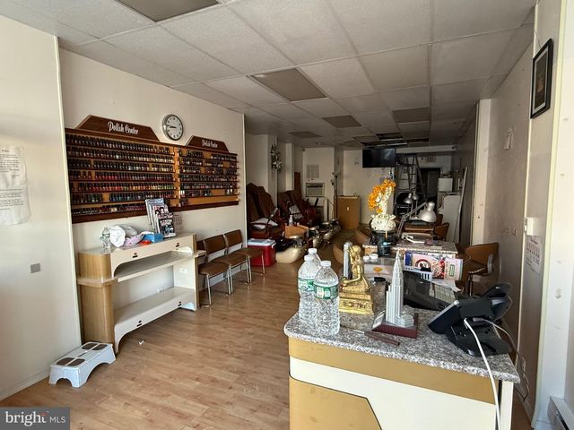 531 CHESTER PIKE, Prospect Park, PA 19076