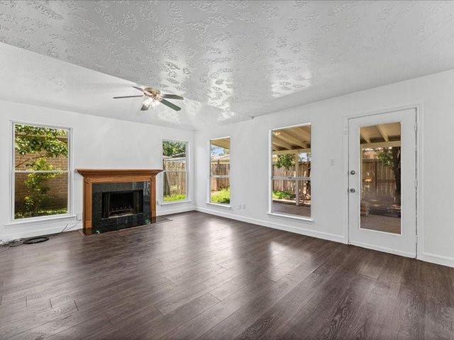 7850 Hillbarn Drive, Houston, TX 77040