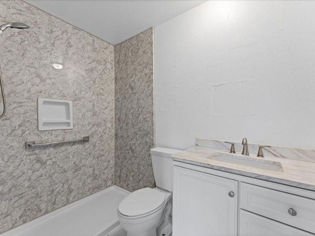 7850 Hillbarn Drive, Houston, TX 77040