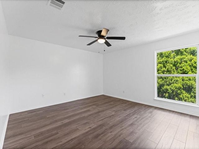 7850 Hillbarn Drive, Houston, TX 77040