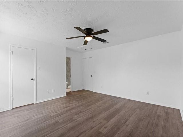 7850 Hillbarn Drive, Houston, TX 77040