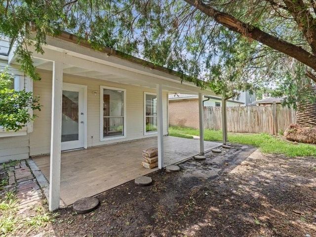 7850 Hillbarn Drive, Houston, TX 77040
