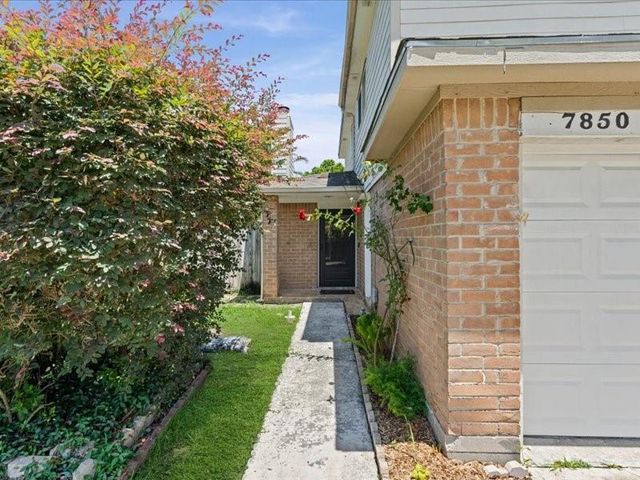 7850 Hillbarn Drive, Houston, TX 77040