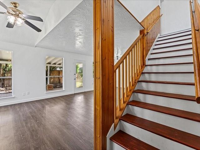 7850 Hillbarn Drive, Houston, TX 77040