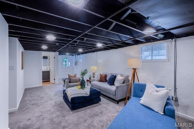 6036 Hartford Street, St Louis, MO 63139