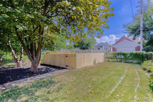 6036 Hartford Street, St Louis, MO 63139