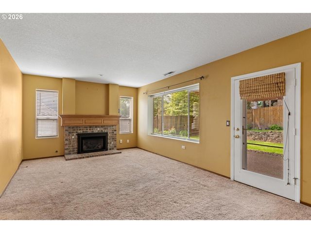 6725 Sw 160TH Ave, Beaverton, OR 97007