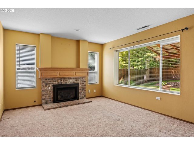 6725 Sw 160TH Ave, Beaverton, OR 97007