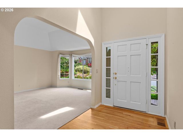 6725 Sw 160TH Ave, Beaverton, OR 97007
