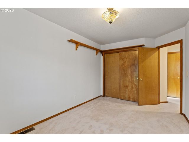 6725 Sw 160TH Ave, Beaverton, OR 97007
