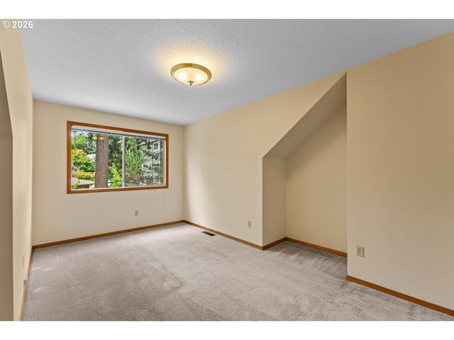 6725 Sw 160TH Ave, Beaverton, OR 97007