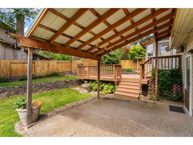 6725 Sw 160TH Ave, Beaverton, OR 97007