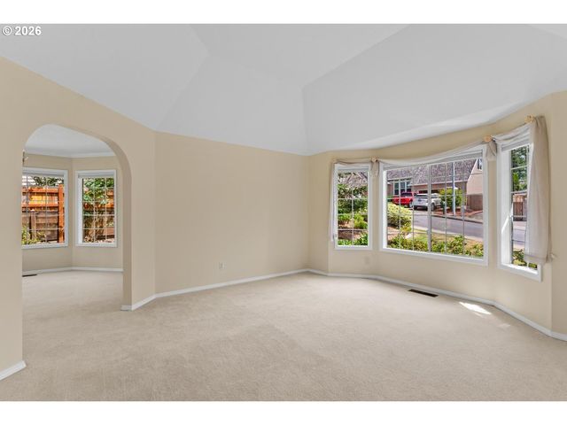 6725 Sw 160TH Ave, Beaverton, OR 97007