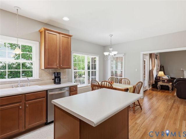9056 Haversack Ln, Mechanicsville, VA 23116