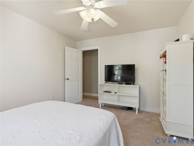 9056 Haversack Ln, Mechanicsville, VA 23116
