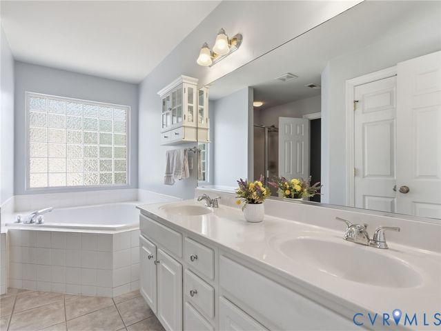 9056 Haversack Ln, Mechanicsville, VA 23116